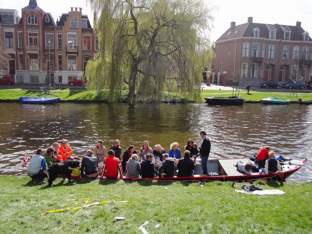 Bed&Breakfast Alkmaar Onder De Watertoren Exterior foto